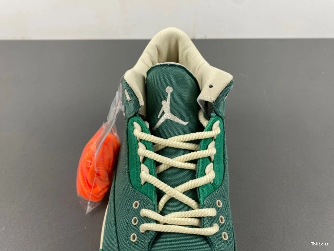 Rep TBK 3 Chanel FZ7974-300 SP Bicoastal Retro Jordan Nina Abney 0703